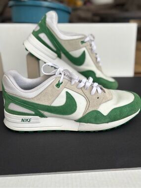 Nike  air Pegasus White and Green Golf 89 Sneakers